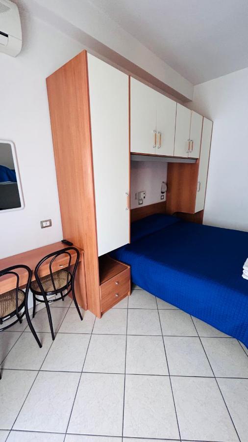 B&B Residence Sorriso Cattolica Eksteriør billede
