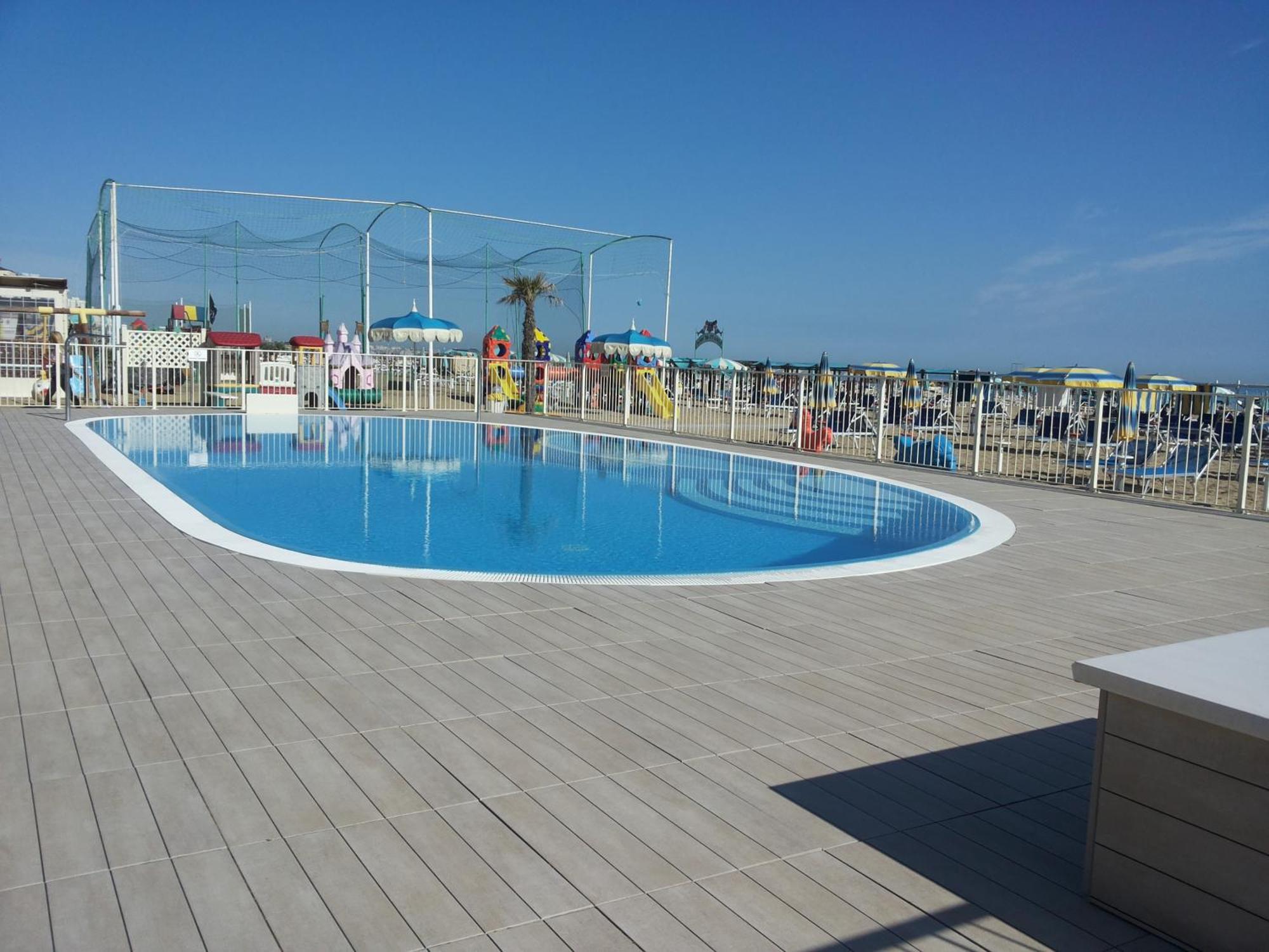 B&B Residence Sorriso Cattolica Eksteriør billede